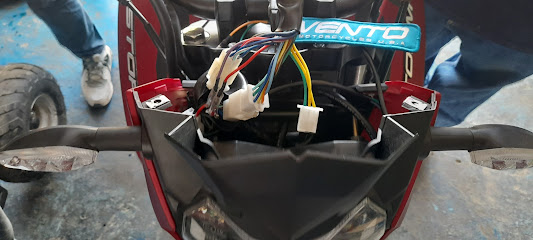 Dirección, horario, teléfono y opiniones de Cast, Vento Bajaj, Kurazai, Keewey en Poza Rica