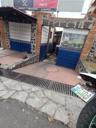 Dirección, horario, teléfono y opiniones de Centro de Servicio Italika, Hero y Benelli. Kinan (Cesit) 4520 en Tlalpan