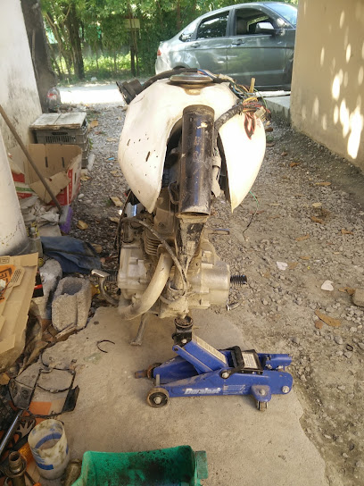 Dirección, horario, teléfono y opiniones de Refacciones y Taller Moto Sport en Cd. Valles