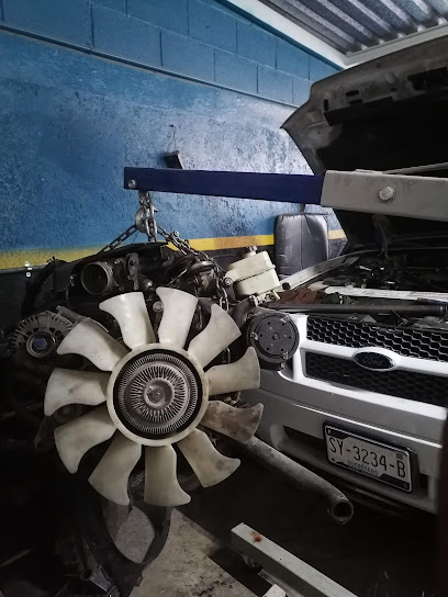 Dirección, horario, teléfono y opiniones de Road Garage Hojalatería y Pintura en El Pueblito