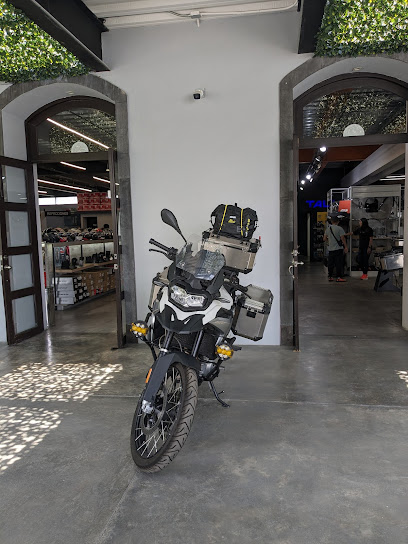 Dirección, horario, teléfono y opiniones de Surtimoto Cdmx en Álvaro Obregón