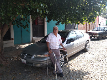 Dirección, horario, teléfono y opiniones de Taller Mecánico Manuel Arciniega en Compostela