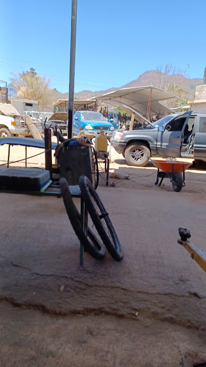 Dirección, horario, teléfono y opiniones de Taller Mecánico Ruso en Compostela