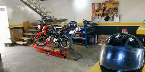 Dirección, horario, teléfono y opiniones de Valkiria Motos en San Juan del Río