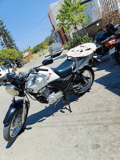 Dirección, horario, teléfono y opiniones de Saga Moto Mecánico y Soldadura en Tuxtla Gutiérrez