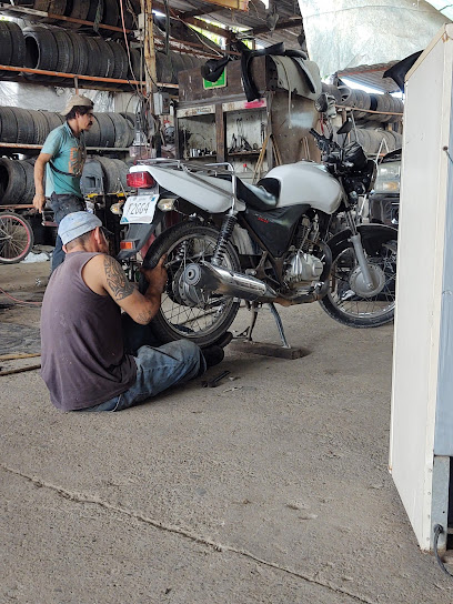 Dirección, horario, teléfono y opiniones de Taller de Mofles y Radiadores Acuña en Manzanillo