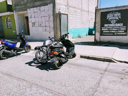 Dirección, horario, teléfono y opiniones de Black & White Customs Santa Julia en Pachuca