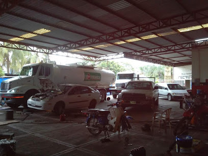 Dirección, horario, teléfono y opiniones de Mecánica e Ingenieria Automotriz Mecania en Lázaro Cárdenas