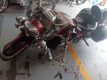 Dirección, horario, teléfono y opiniones de Mecánico de Motos (Colina del Limón 216A) en León