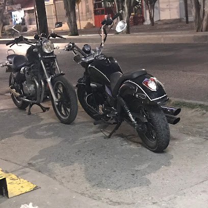 Dirección, horario, teléfono y opiniones de Moto Servicio (Blvrd Vicente Valtierra) en León