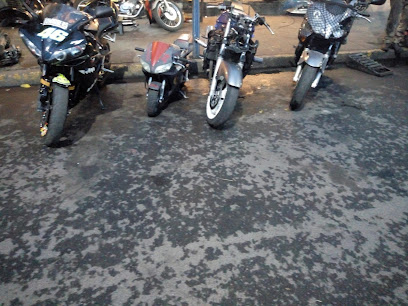 Dirección, horario, teléfono y opiniones de Moto Servicio Cisneros en Nezahualcóyotl