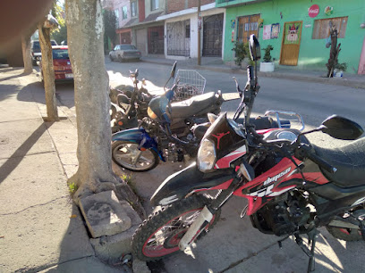 Dirección, horario, teléfono y opiniones de Taller de Motos Los Carnales en León