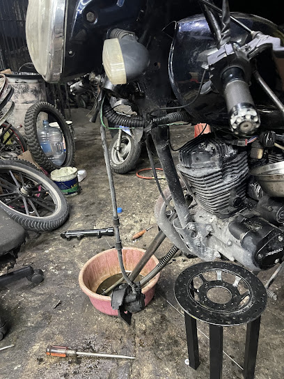 Dirección, horario, teléfono y opiniones de Motopartes Ruta 5 Region 94 en Cancún