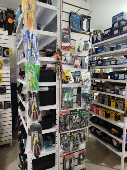 Dirección, horario, teléfono y opiniones de Moto Refacciones Cervantes en Poza Rica