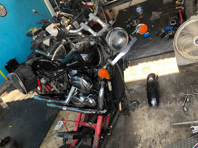 Dirección, horario, teléfono y opiniones de Speedbiker Mid (Taller de Motocicletas) en Mérida