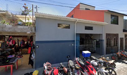 Dirección, horario, teléfono y opiniones de Moto Ross Racing (C. 18 de Marzo 113) en Querétaro