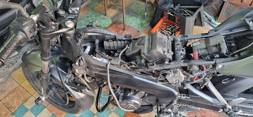 Dirección, horario, teléfono y opiniones de Moto Servicio Mecánico Wolf en Morelia